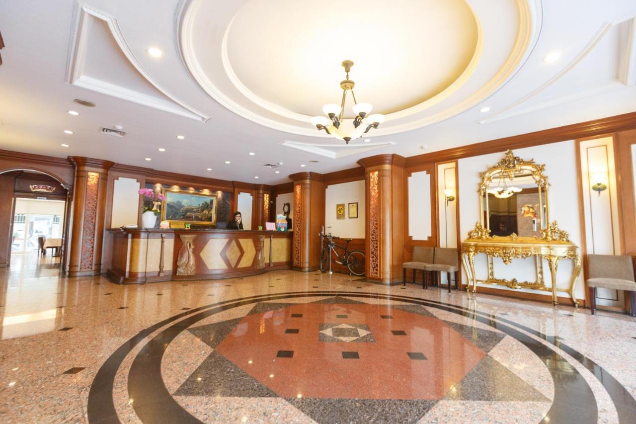 Emperor Hotel Гаосюн Екстер'єр фото